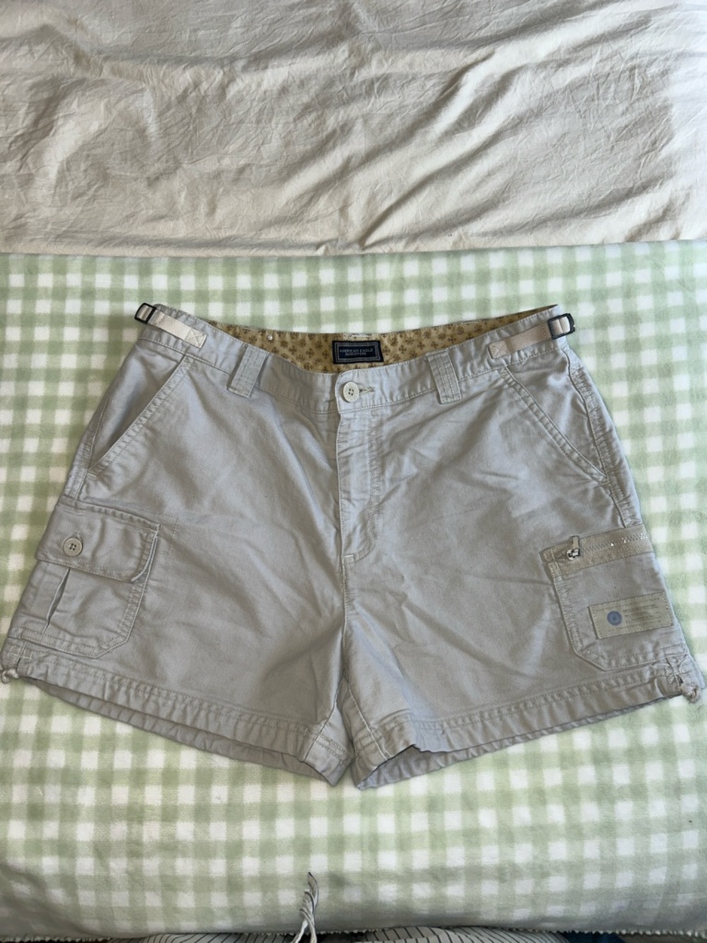 Vintage Style American Eagle Khaki Cargo Shorts